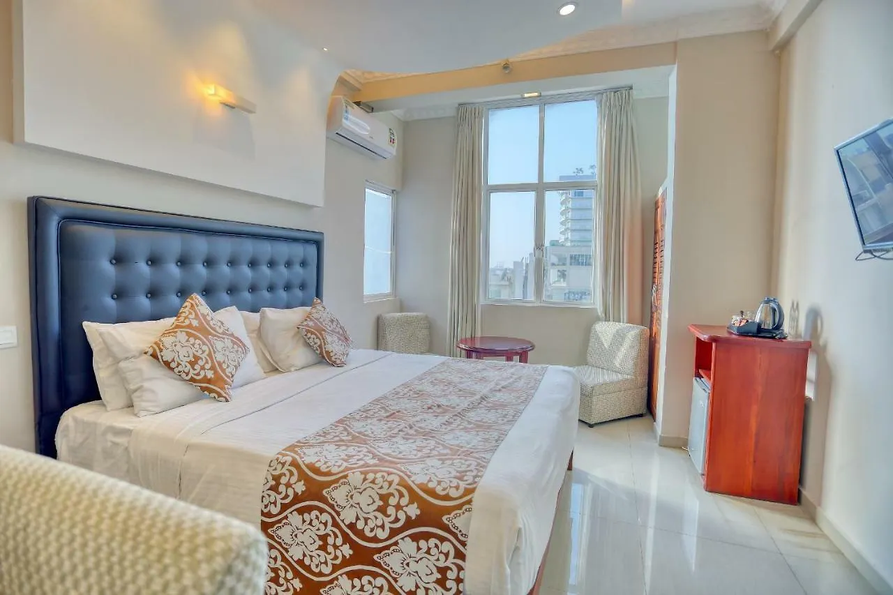 Lazaani Hotel Colombo