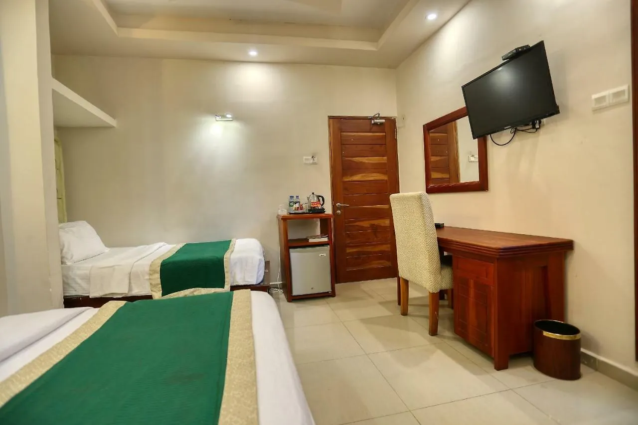 Lazaani Hotel Colombo